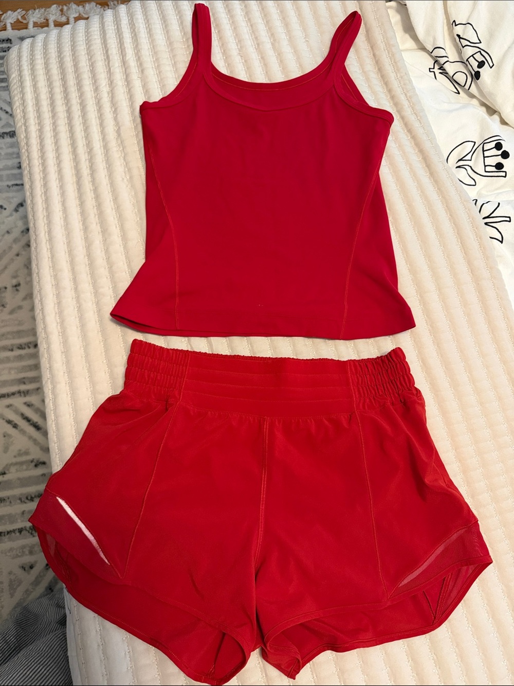 Lulu matching set